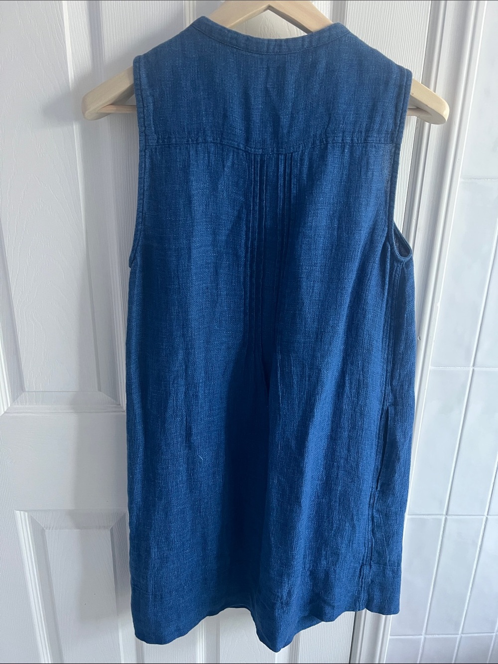 Faherty Isha Denim Dress - Picture 4 of 6